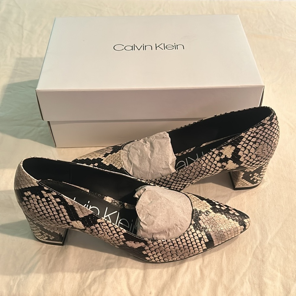 Calvin Klein Womens Nita Pump Snake Print - Picture 8 of 8